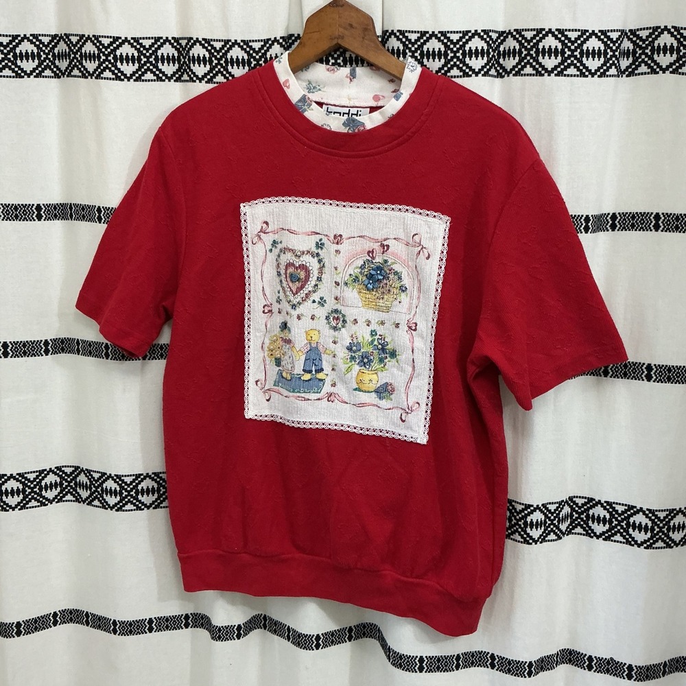 Teddi Sweatshirt Top Red Floral Applique Short Sleeve Cottagecore Medium Vintage